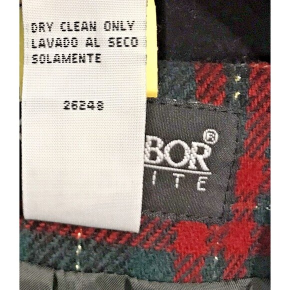 Vintage Sag Harbor Blazer Women's 14 Red Tartan Plaid Gold Thread 90s Wool Blend - Picture 8 of 12